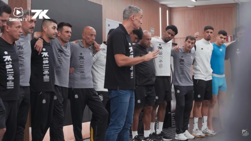 Bastidores do Santos tem cobrança de Vojvoda após vitória: “Objetivo ainda não está cumprido”