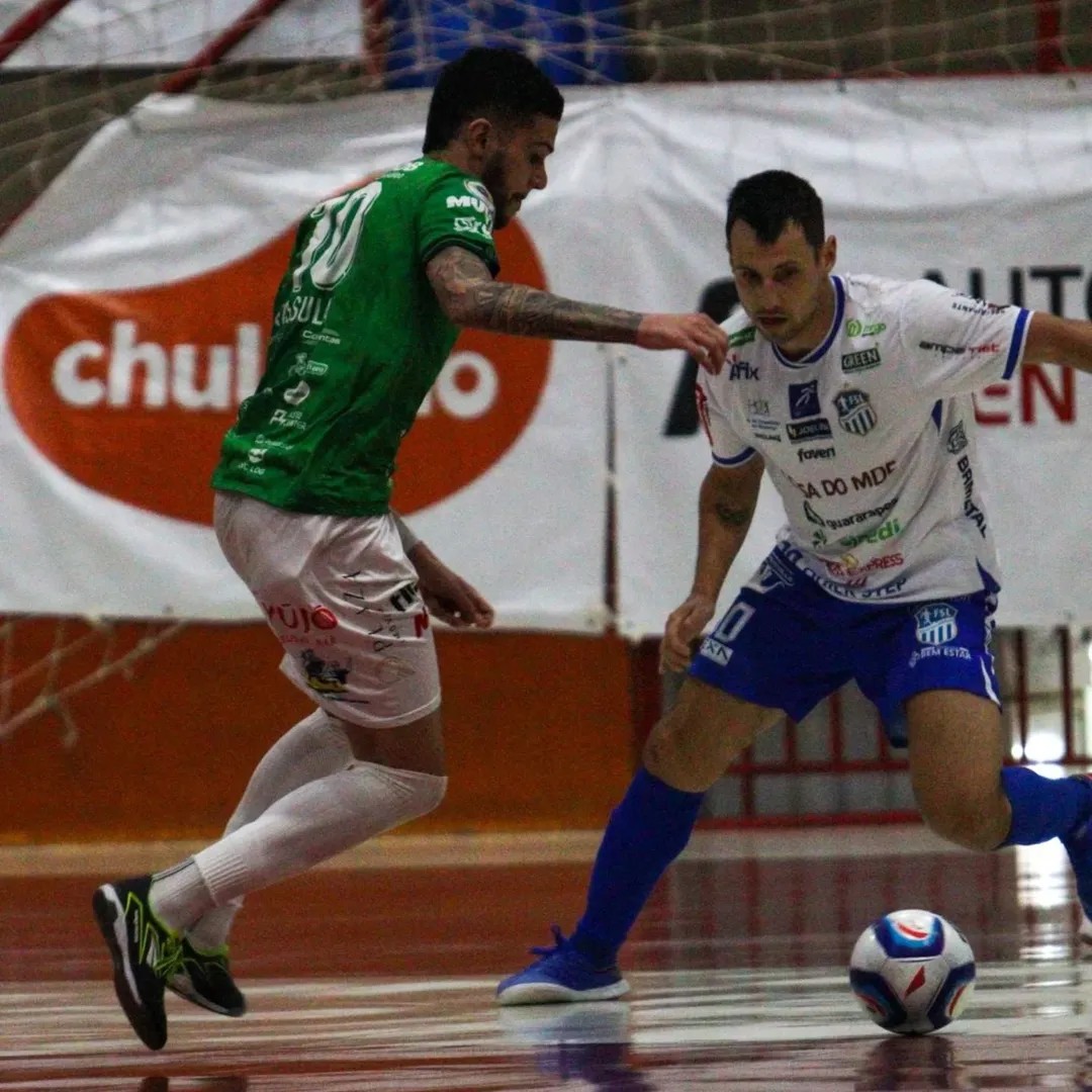 Nos pênaltis, Chape elimina o São Lourenço e vai à semi da Série Ouro