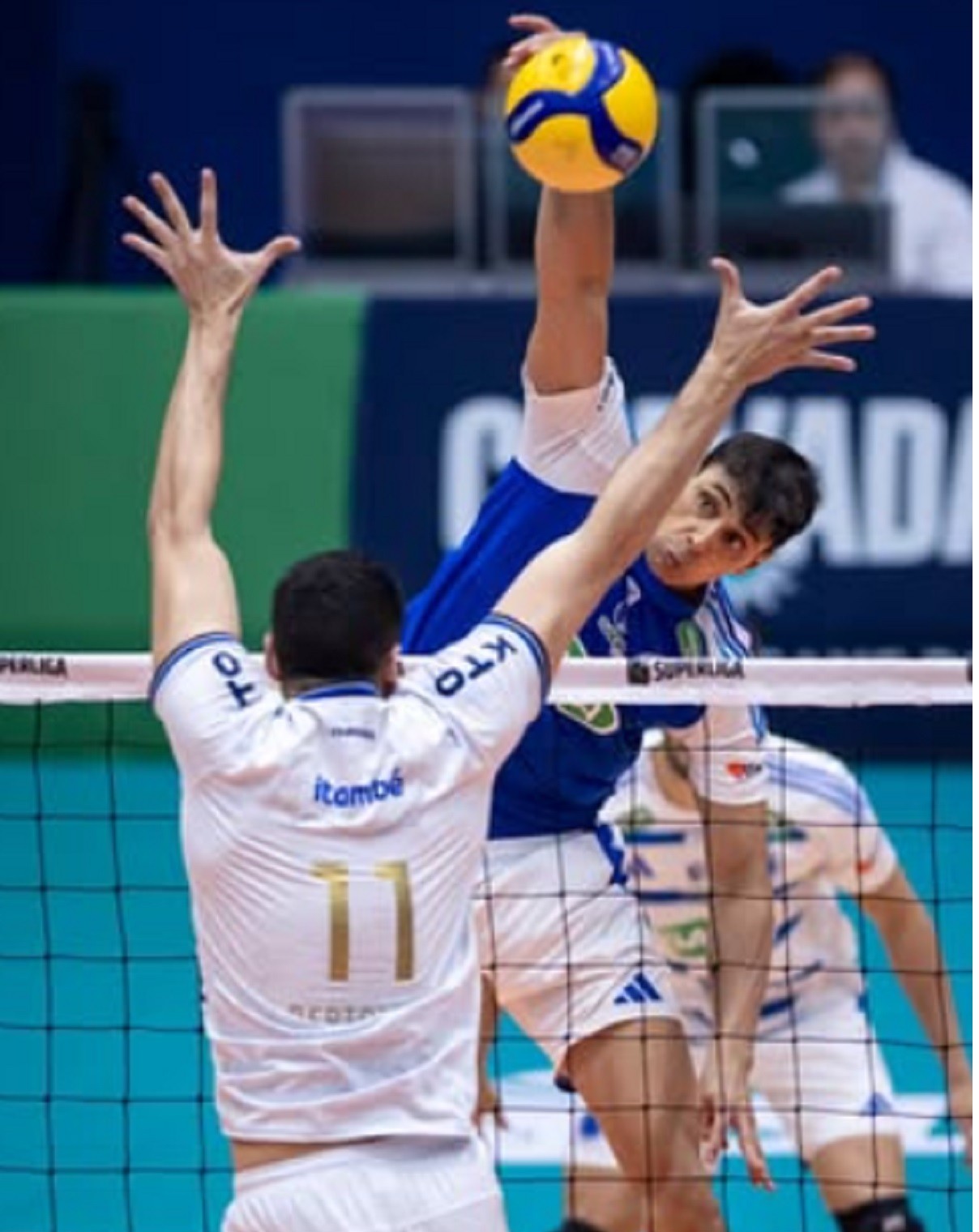Cruzeiro vence Minas e assume liderança da Superliga masculina de vôlei de forma provisória