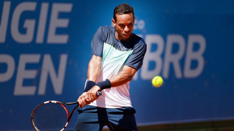 Semifinal do ATP Challenger 75 em Florianópolis terá duelo nacional