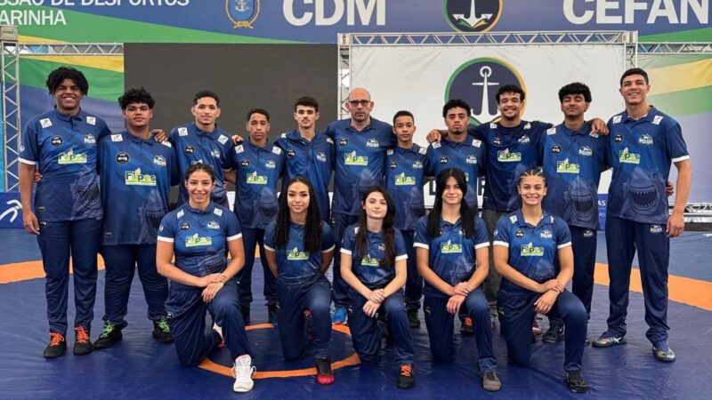 Equipe de Santos garante nove medalhas em competições de wrestling no Rio de Janeiro