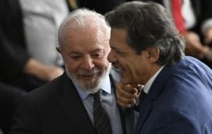 Lula sanciona isenção do IR para quem ganha até R$ 5 mil