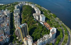 O morro deslumbrante que permanece oculto no coração de uma das cidades mais belas do planeta