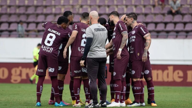 Ferroviária tem 22 jogadores em fim de contrato e vive cenário de indefinição após queda