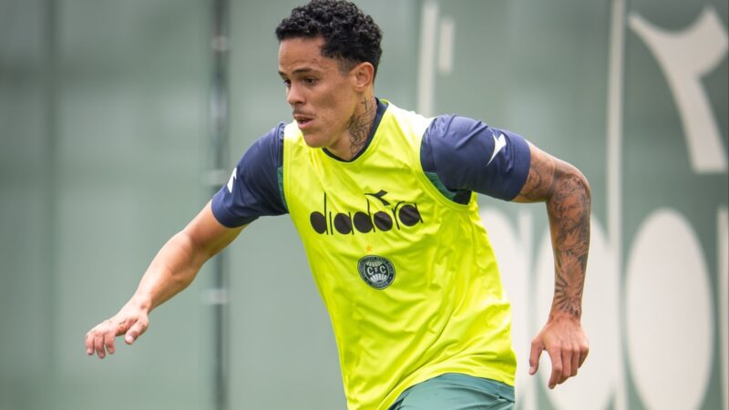 Quem fica? Quem sai? Coritiba tem 15 jogadores com contrato perto do fim; veja a lista
