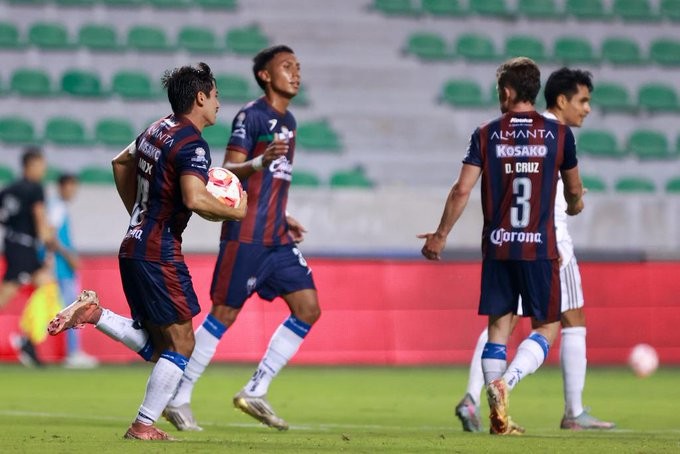 Time mexicano estuda comprar rival para retornar à primeira divisão; entenda