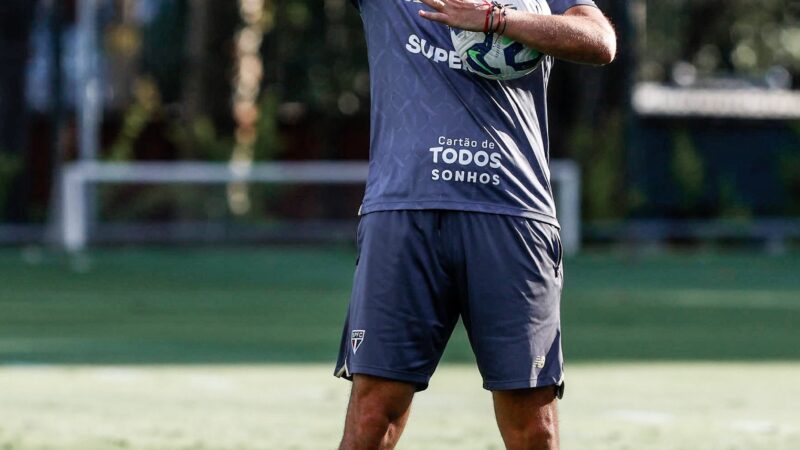 Contra o Juventude, Crespo busca São Paulo mais ofensivo, mas sem ficar desprotegido