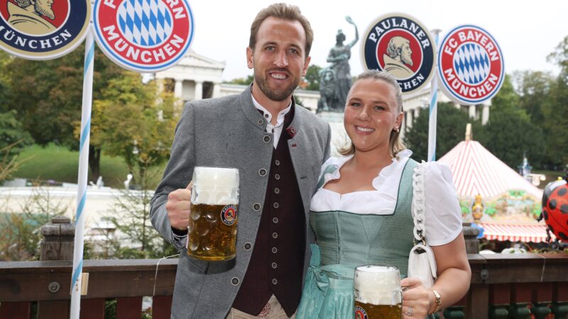 Harry Kane nega contato do Barcelona e se diz feliz no Bayern: “Muito confortável”