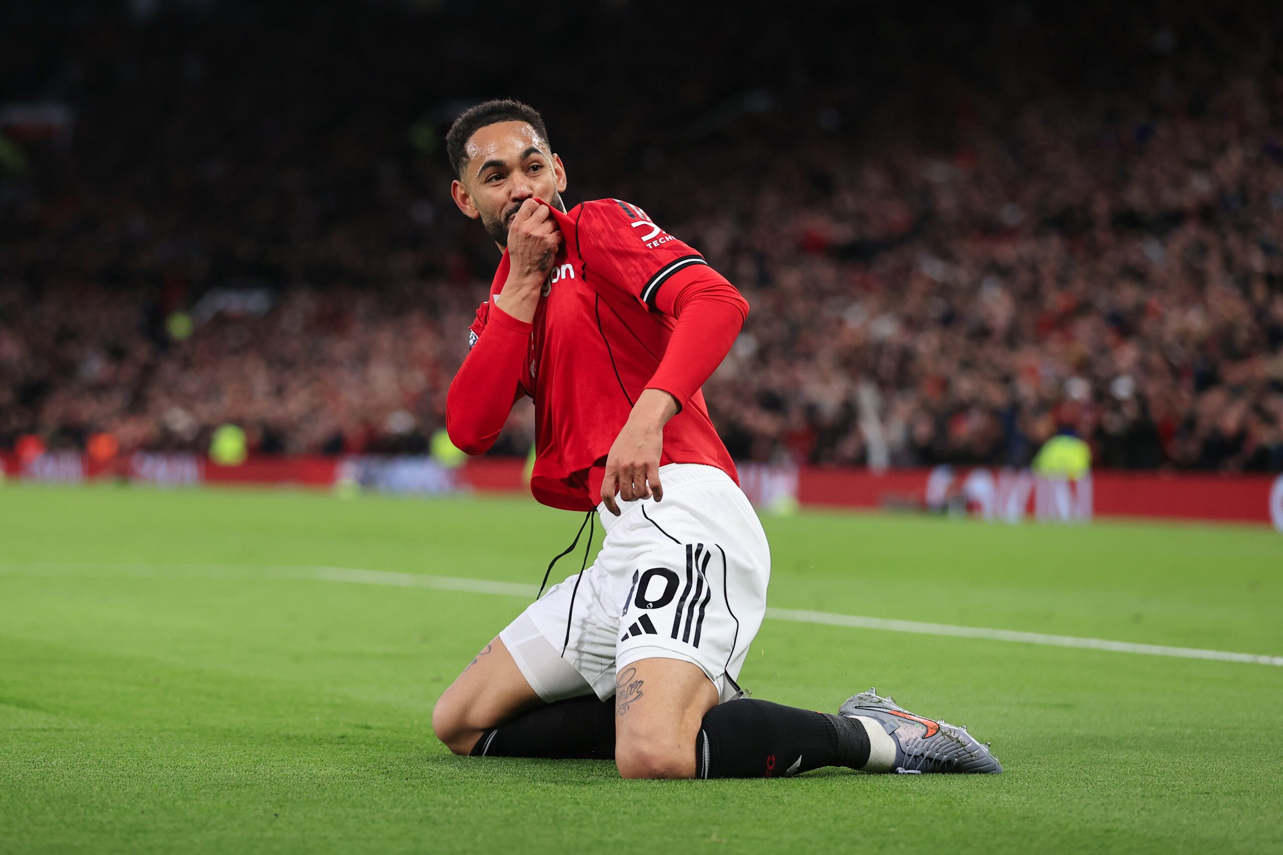 Gol no Teatro dos Sonhos faz Matheus Cunha mirar G-4: “Queremos voltar à Champions”