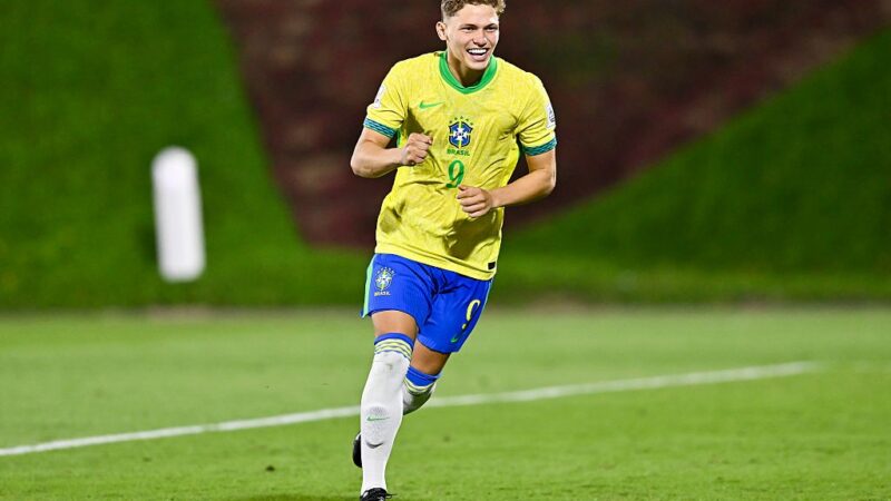 Sergipano Dell, o “Haaland do sertão”, conquista chuteira de bronze na Copa do Mundo sub-17