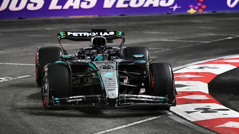 GP de Las Vegas: Russell lidera 3º treino livre no fim, e Bortoleto é 13º