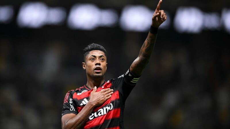 Chances de título do Flamengo vão a 96% após empate com o Atlético-MG; Palmeiras tem 3%