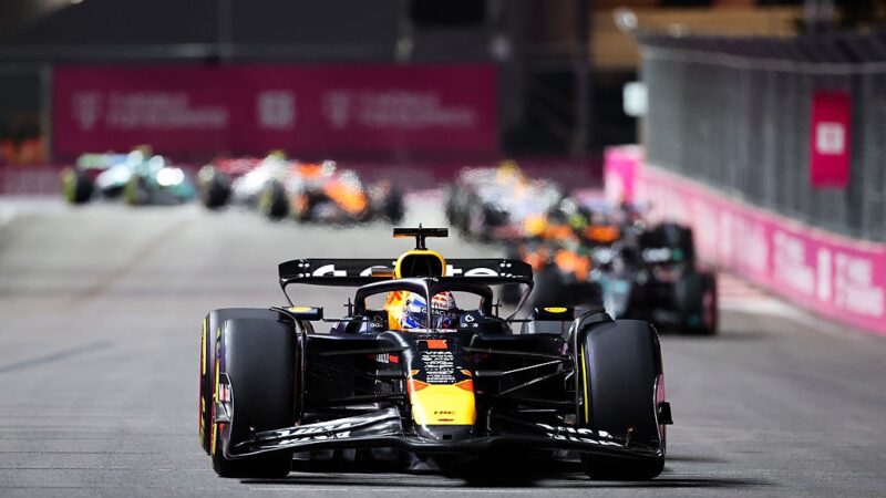GP de Las Vegas: Verstappen vence e segue na briga por título; Bortoleto abandona