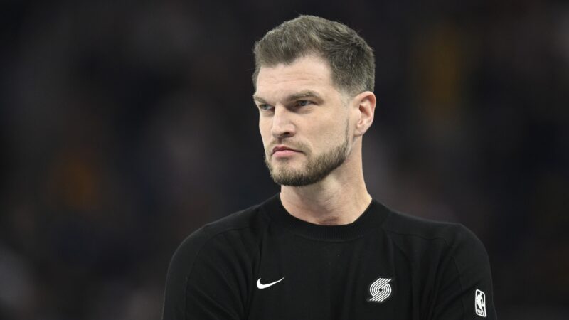 Tiago Splitter deve seguir no comando dos Blazers até o fim da temporada
