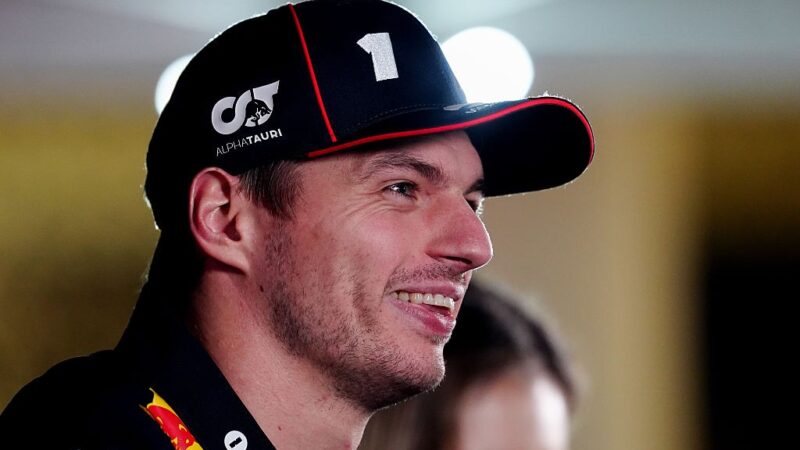 Verstappen apoia Piastri por não ajudar Norris: “Diria para eles se f…”