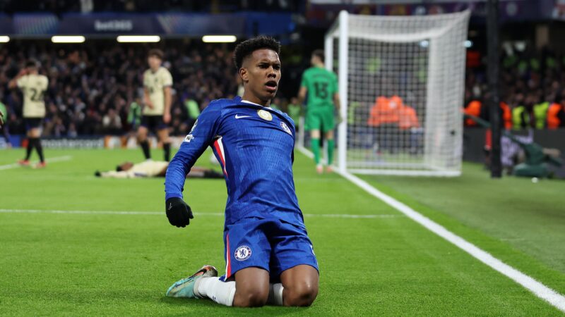 Estêvão celebra “noite perfeita” na Champions: “É um momento especial”