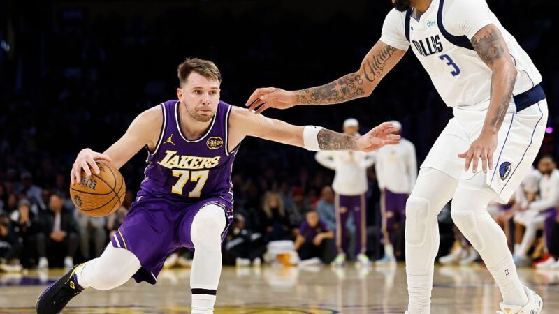 NBA: Lakers batem Mavericks com show de Luka Doncic e Austin Reaves