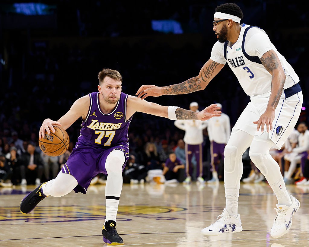 NBA: Lakers batem Mavericks com show de Luka Doncic e Austin Reaves