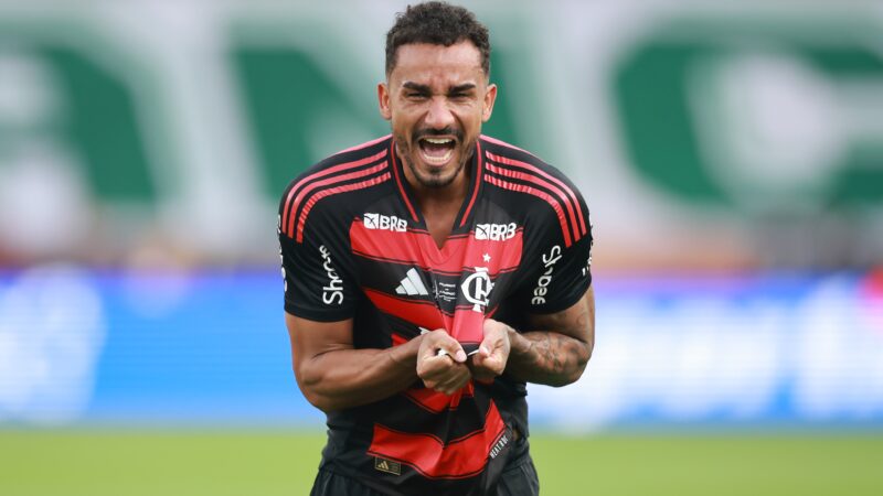 Herói do título do Flamengo, Danilo revela morte de tia um dia antes da final e dedica o gol à família