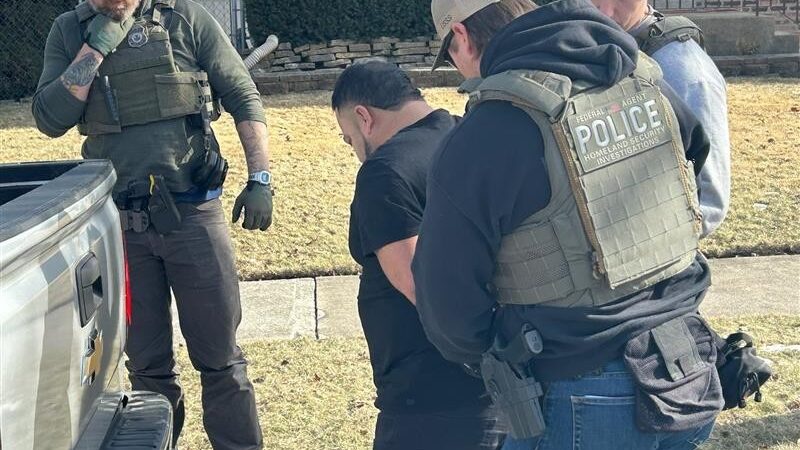 Governo Trump anuncia que irá revisar todos os pedidos de asilo aprovados na era Biden