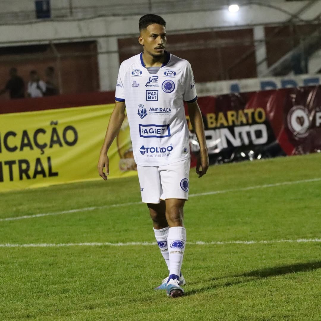 Sergipe confirma chegada do volante João Victor para 2026