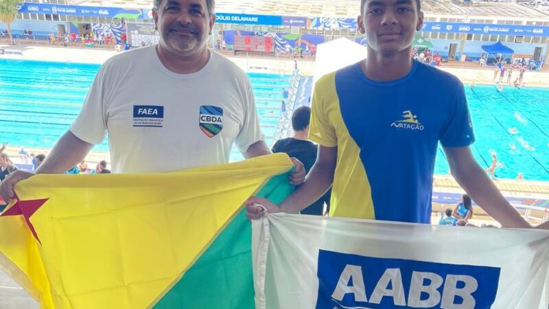 Luiz Antônio Jerônimo disputa Campeonato Brasileiro Infantil de Natação de Verão, no Rio de Janeiro