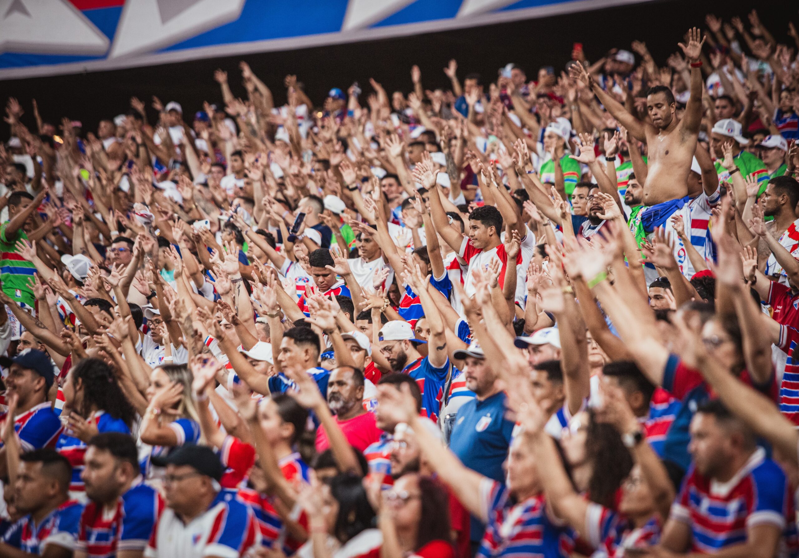 Palermo convoca torcida do Fortaleza para reta final: “Jogadores sentem esse apoio”