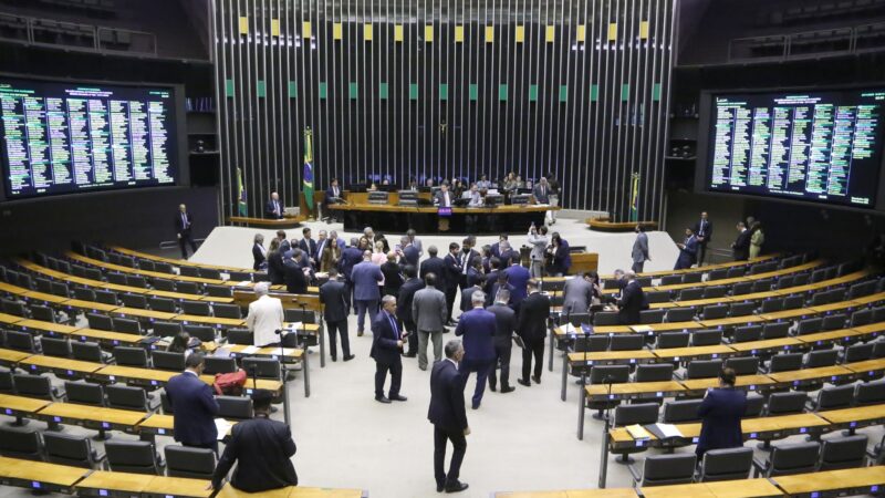 Congresso autoriza estados a usar compensação da reforma tributária para abater dívidas com a União