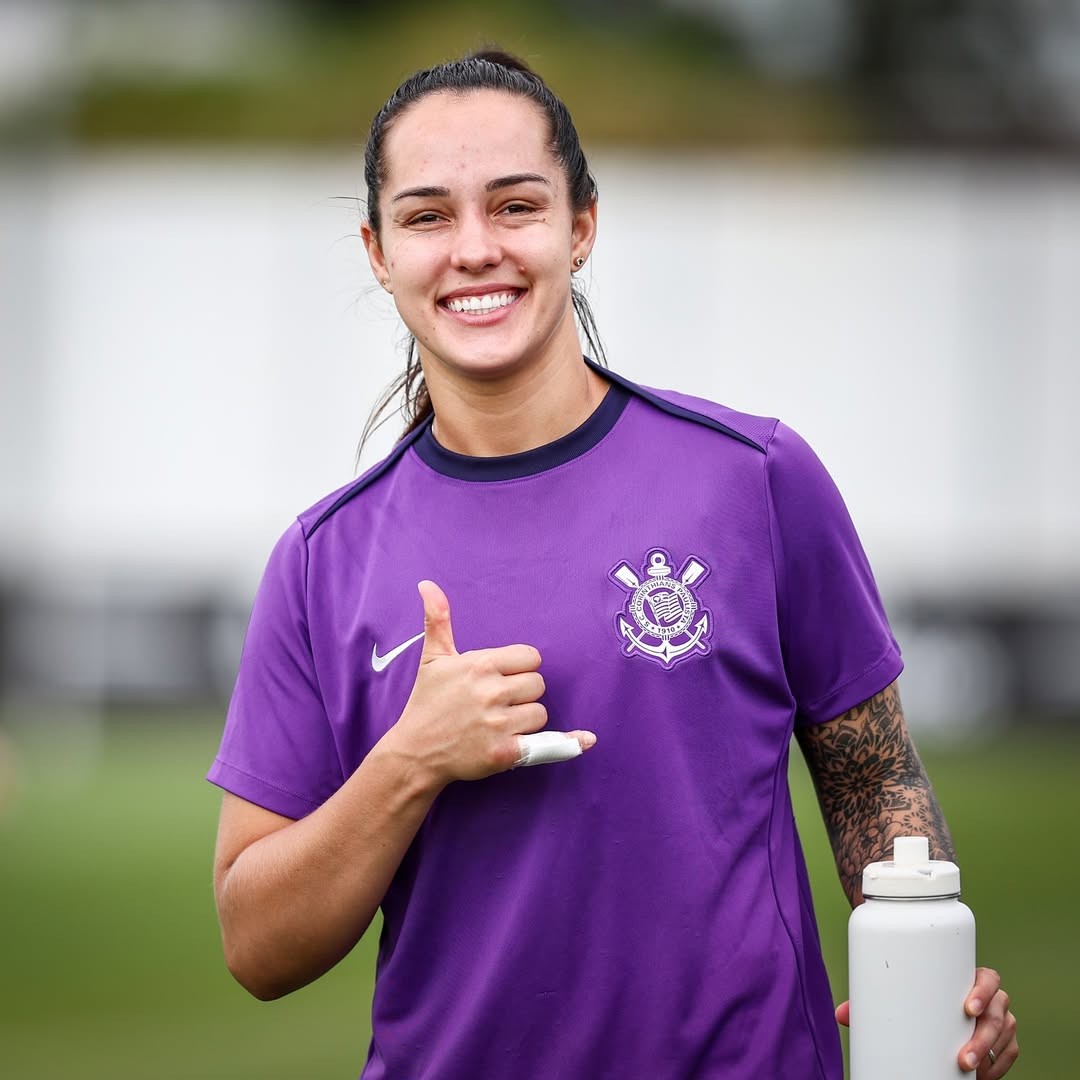 Goleira Nicole renova com o Corinthians até 2028: “Próximos três anos vão ser de sucesso”