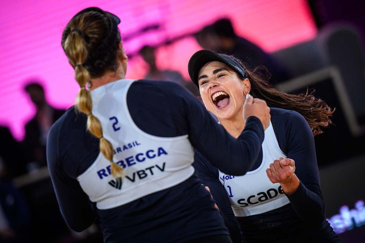 Carol e Rebecca vencem Thamela e Vic e ficam com terceiro lugar no Mundial