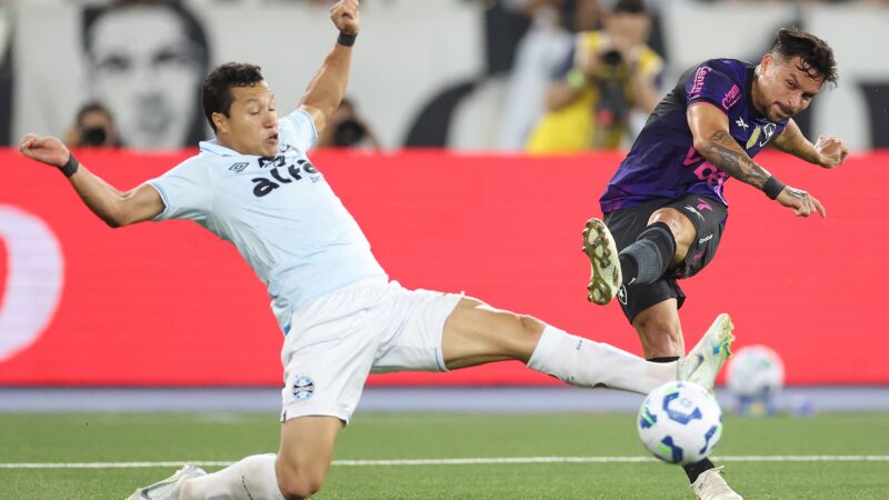 Análise: por que o Grêmio deu sinais de que “rifou” o jogo com o Botafogo