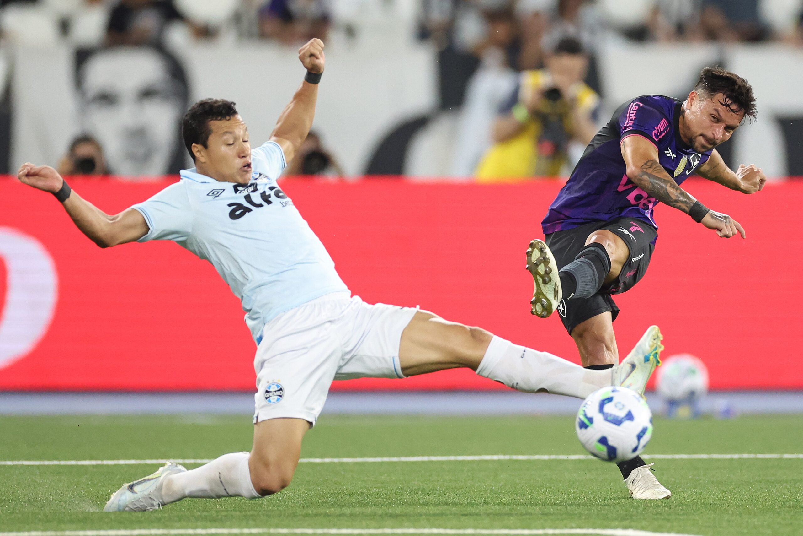 Análise: por que o Grêmio deu sinais de que “rifou” o jogo com o Botafogo