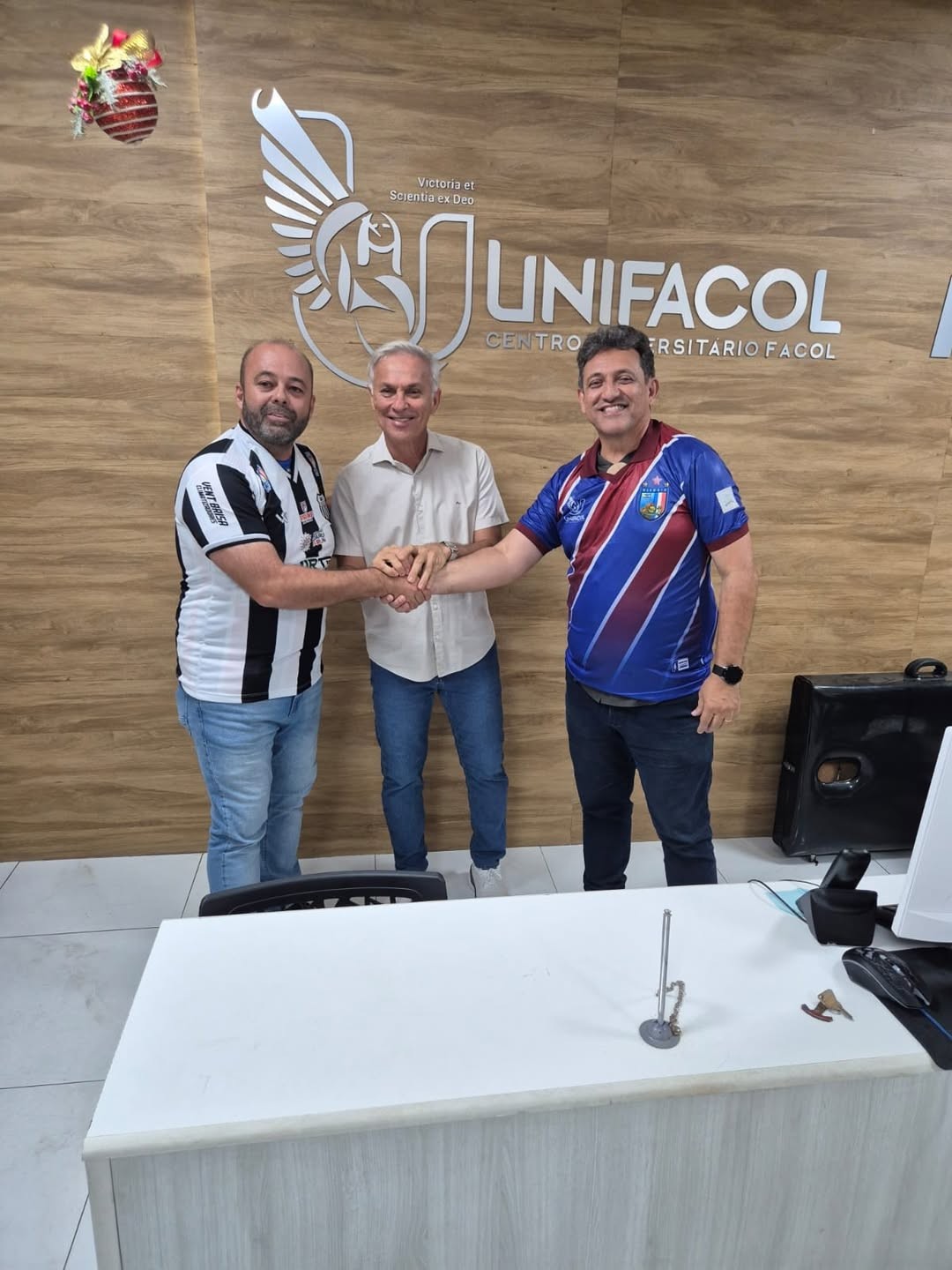 Presidente do Central diz que técnico pode vir do Vitória: “Se ele entrosar o time…”