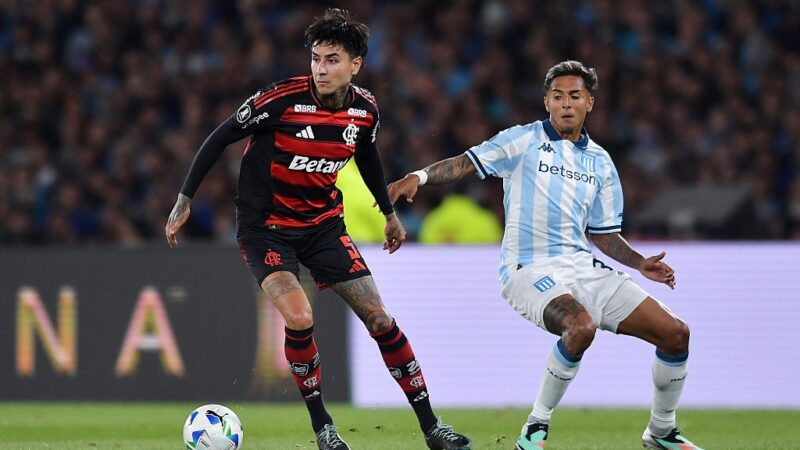 Escalação do Flamengo: Filipe Luís deve fazer mudança no meio e poupar jogadores para Libertadores