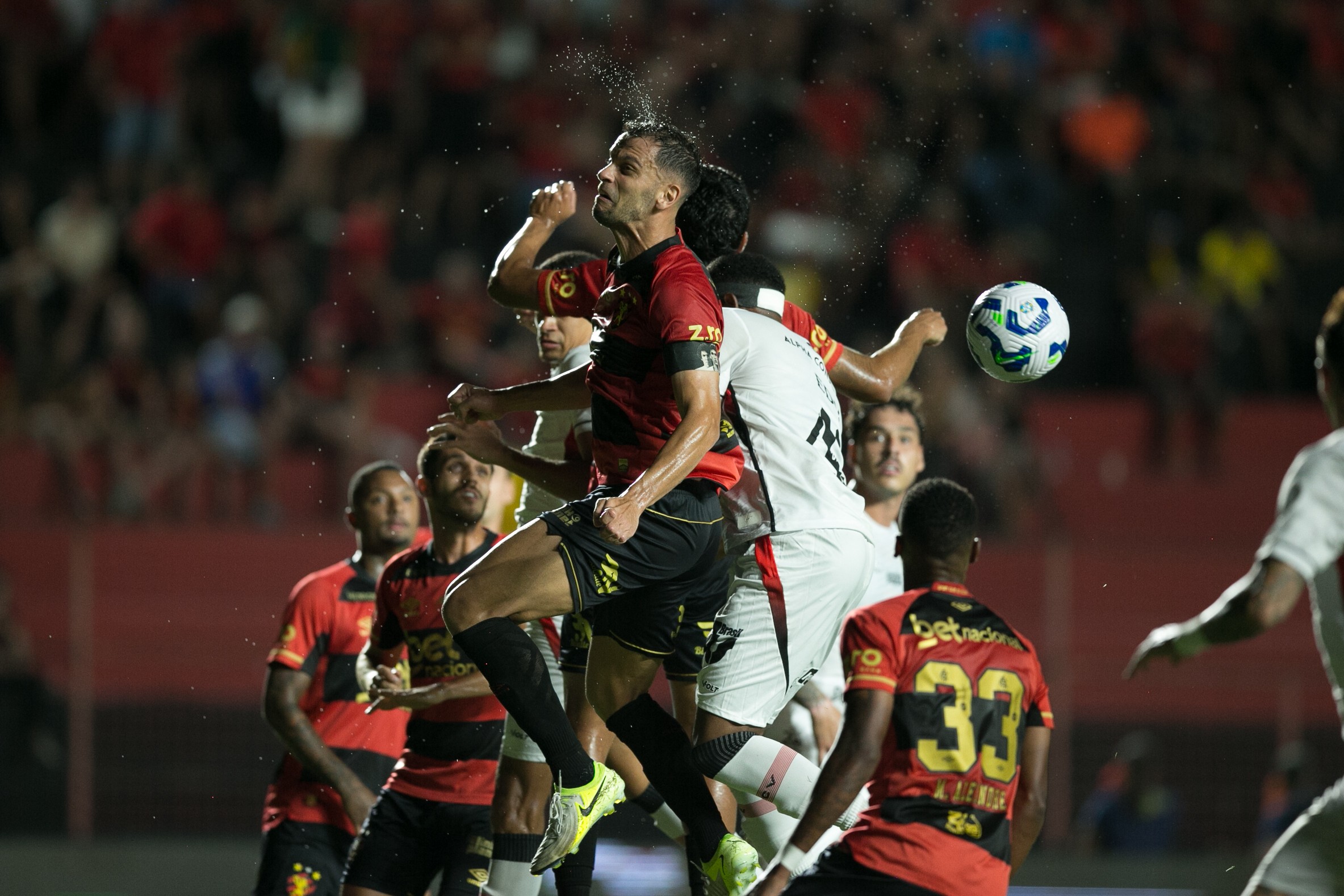 Após nova derrota, capitão do Sport desabafa: “Na minha carreira nunca tinha vivenciado isso”