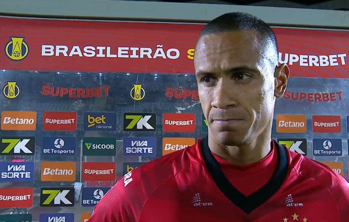 Renan lamenta derrota e mantém foco contra queda: “Temos chances ainda e vamos lutar até o fim”