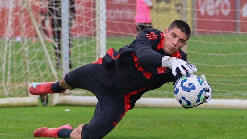 Rochet volta e pode ser titular do Inter contra o Santos; veja relacionados