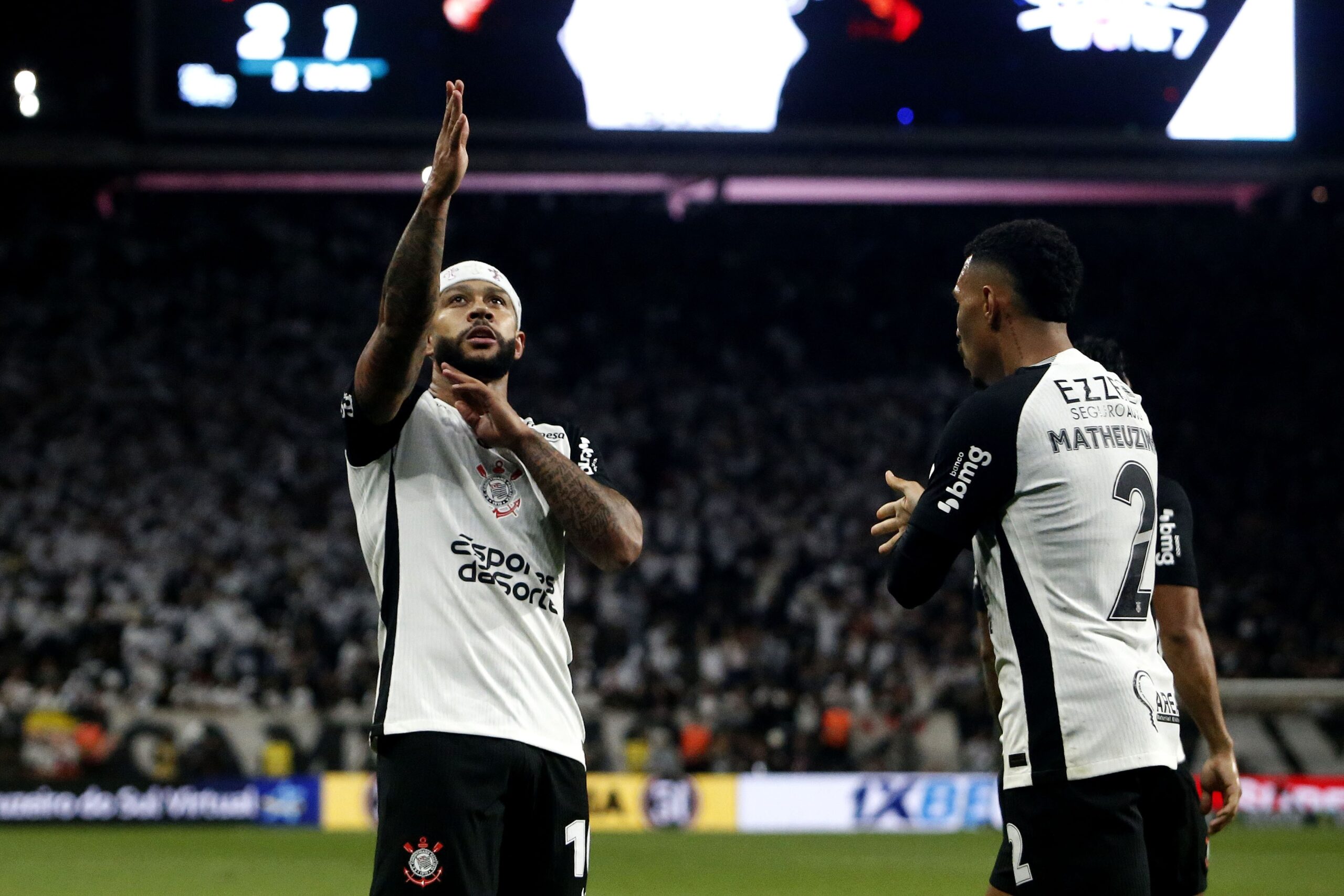 Atuações do Corinthians: Memphis mostra que tem estrela e decide o Majestoso; dê suas notas