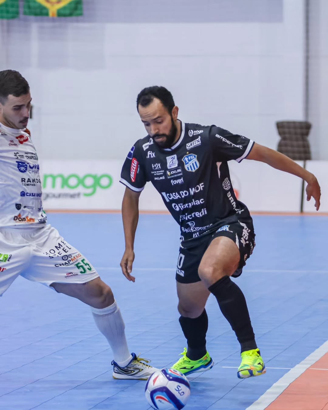 São Lourenço vence a Chape por 3 a 0 na ida das quartas da Série Ouro