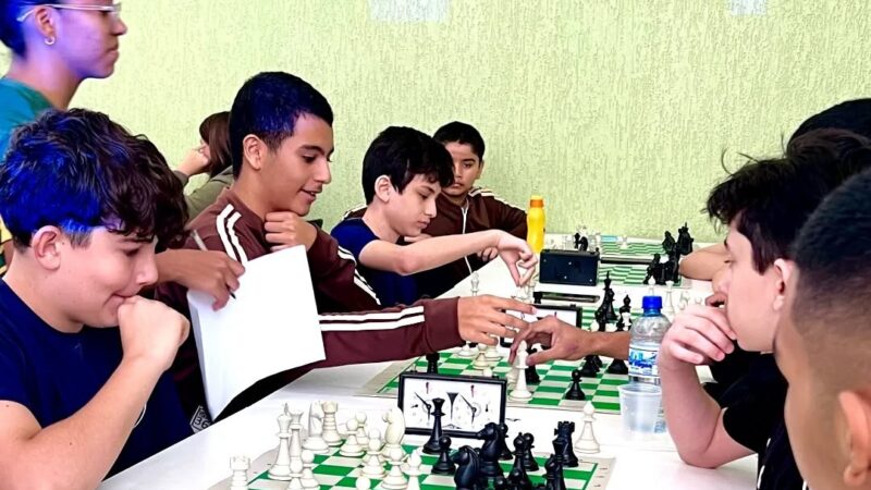 Com alunos de 21 escolas de três países, 5ª Copa Xadrez por Equipes é neste sábado