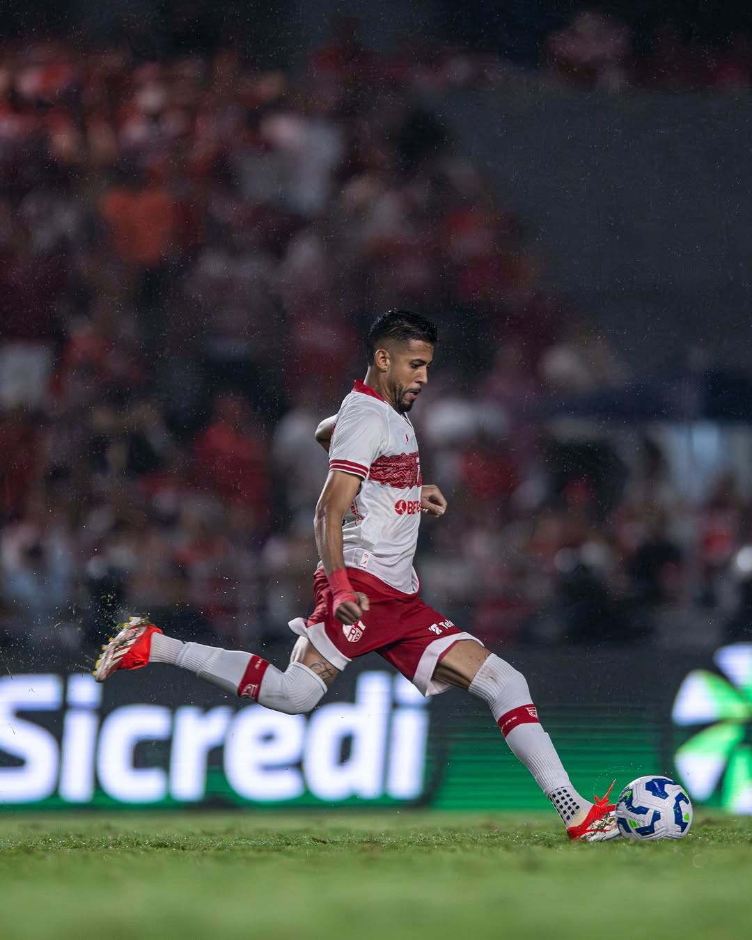 Laterais titulares do CRB contra o Novorizontino estão de contrato renovado