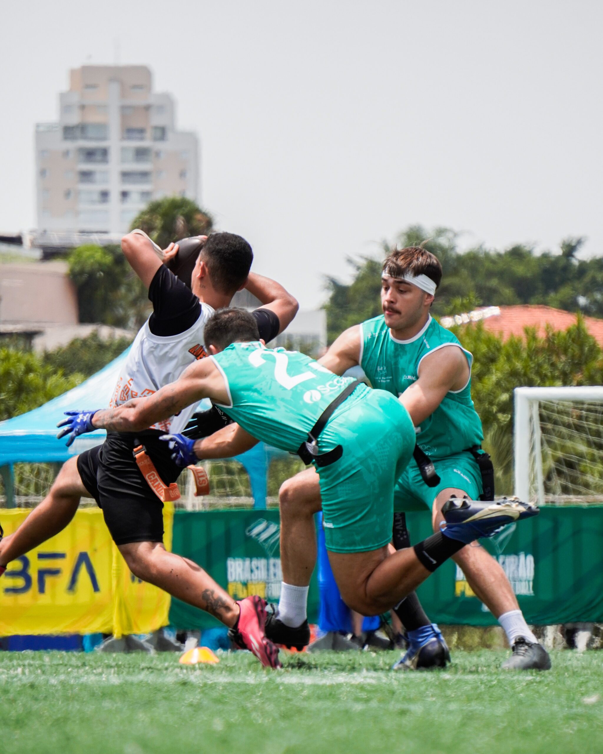 Finalistas catarinenses de flag football disputam o SC Bowl 2025 em Itajaí