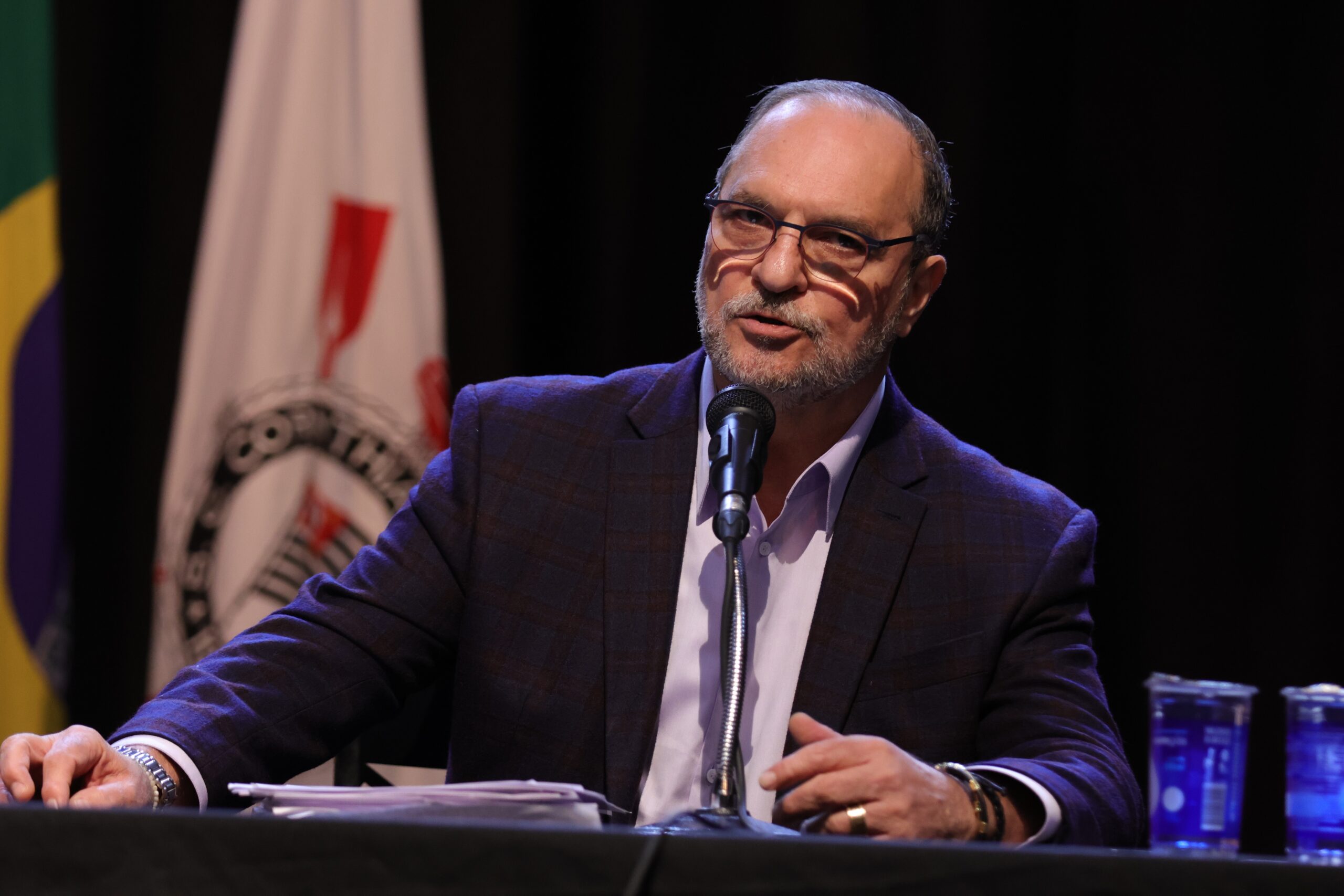 Entenda por que órgão interno do Corinthians quer barrar reforma do estatuto apresentada por Tuma