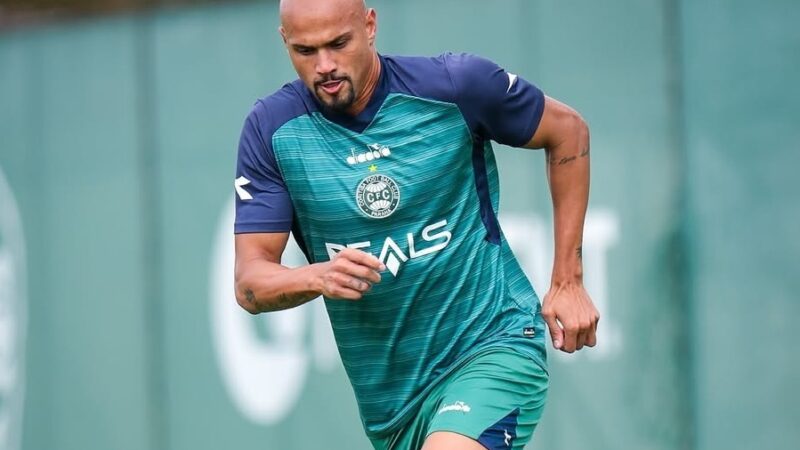Coritiba tem reforço para o ataque no jogo que vale o título da Série B