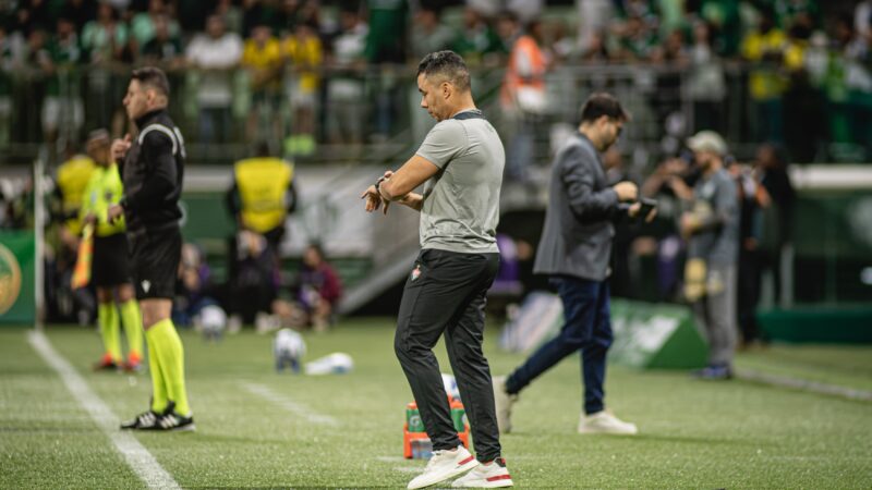 Jair Ventura analisa positivamente empate do Vitória em São Paulo: “Anulamos o Palmeiras”