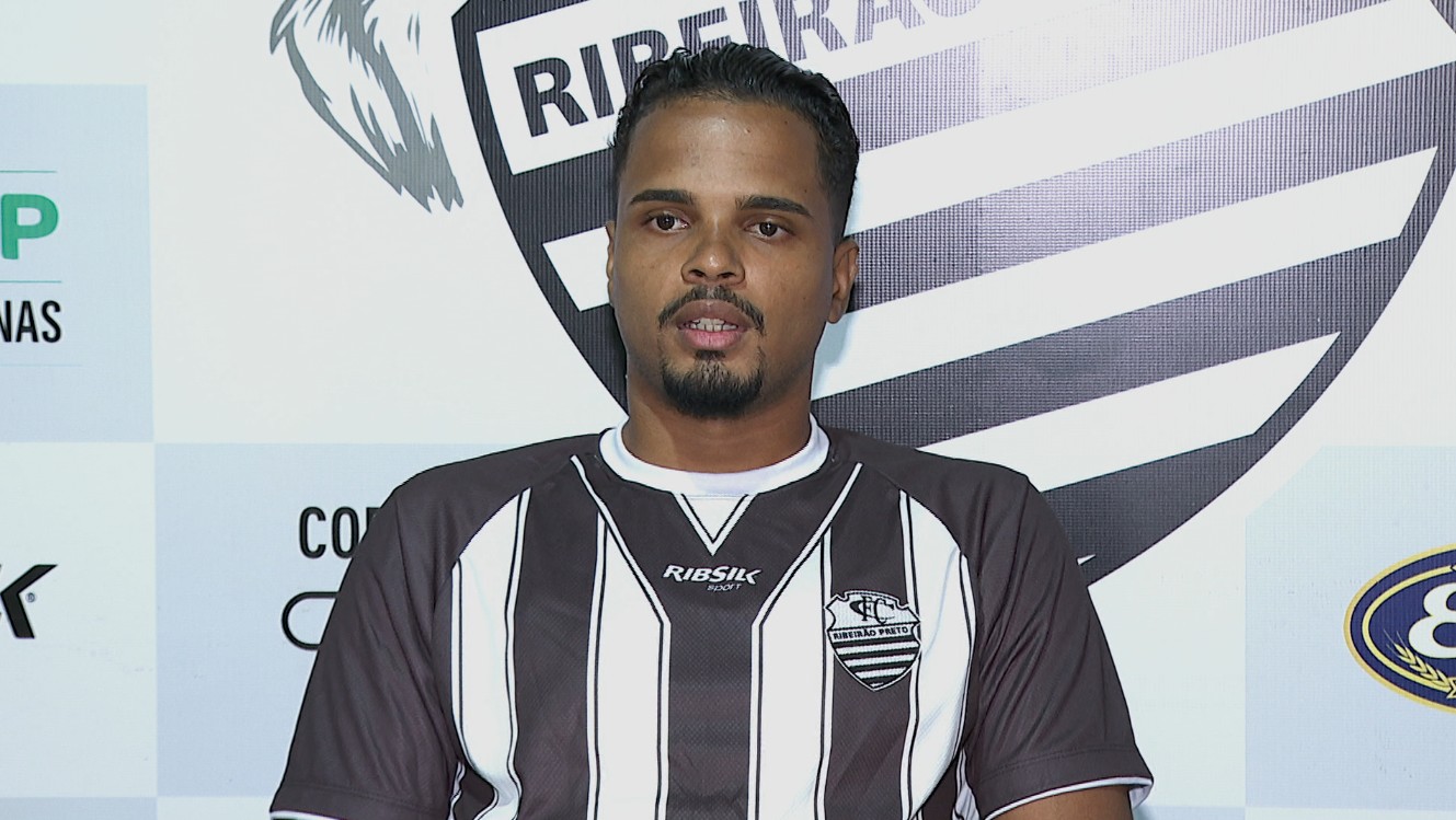Novo zagueiro do Comercial vê acesso como meta e cita bom ambiente com Roberval