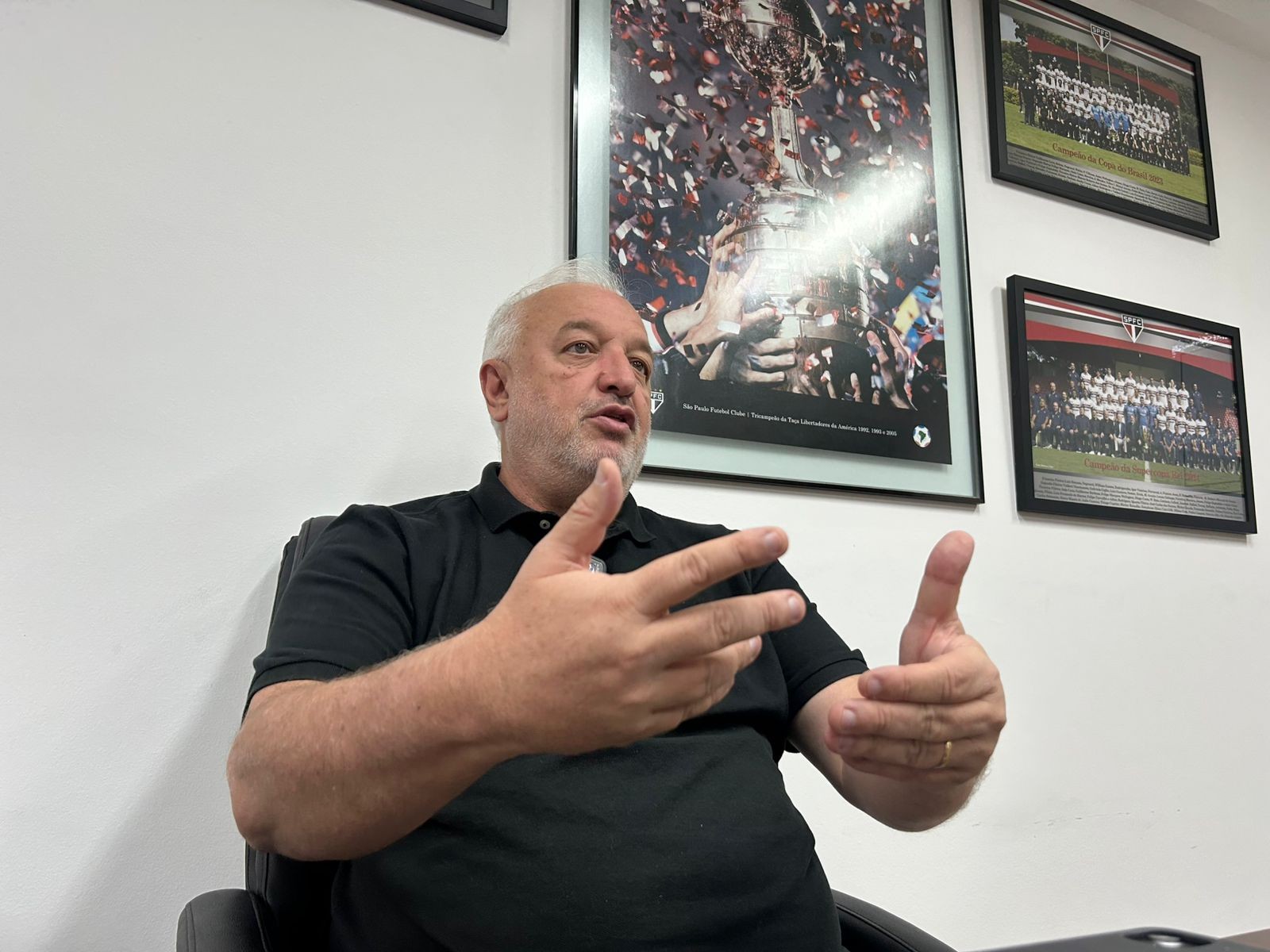 Carlos Belmonte entrega o cargo e não é mais diretor de futebol do São Paulo; outros dois saem