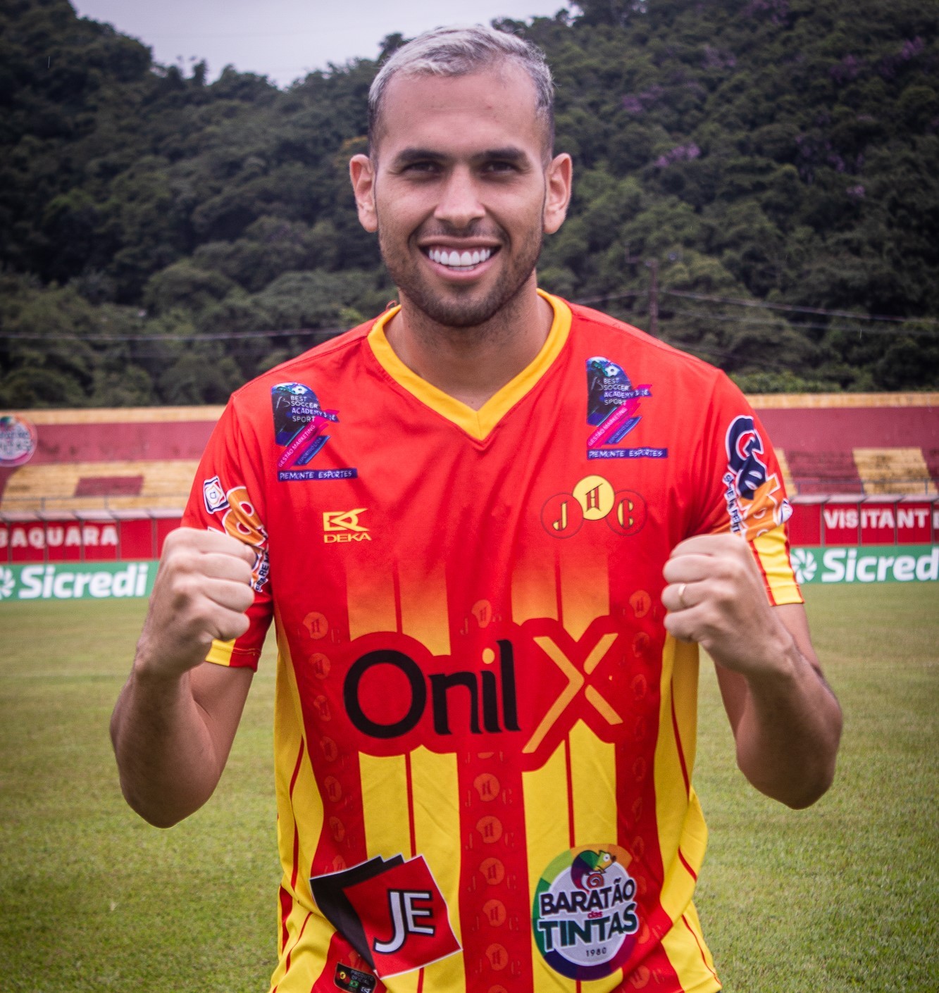 Tocantinópolis confirma três reforços visando à reta final do Tocantinense 2025