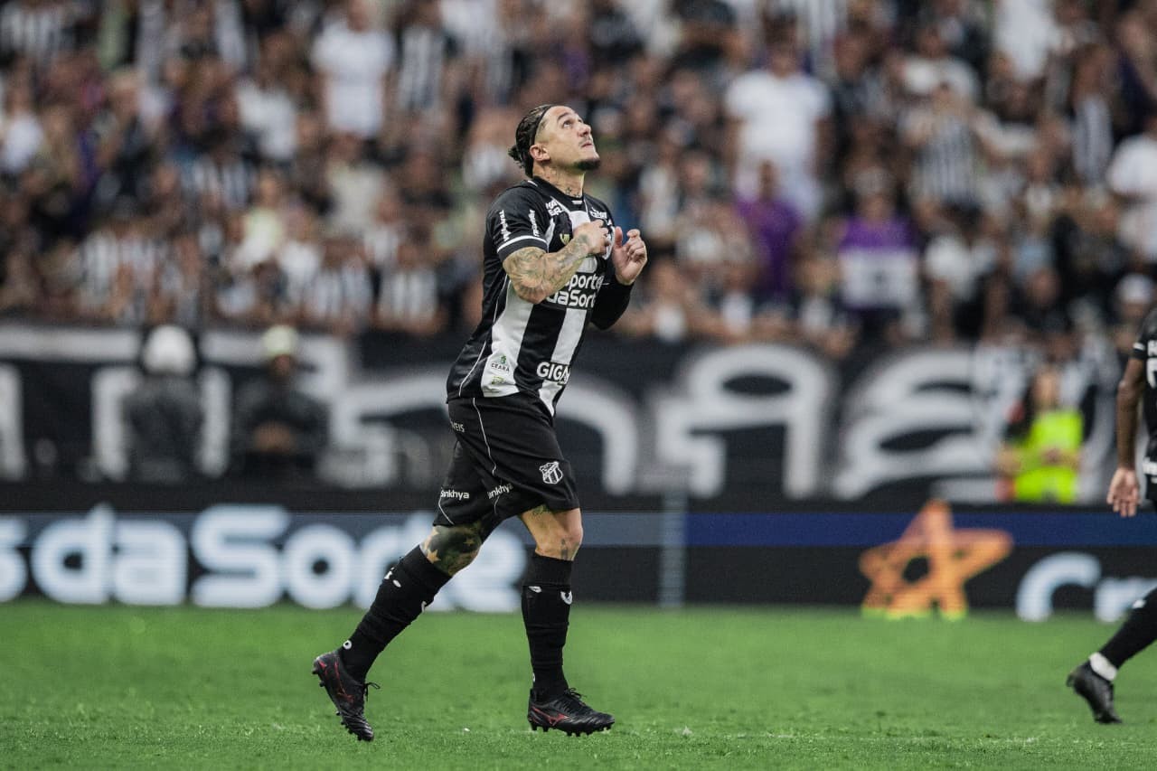 Ceará terá desfalque de Vina e Pedro Raul contra o Mirassol pela Série A