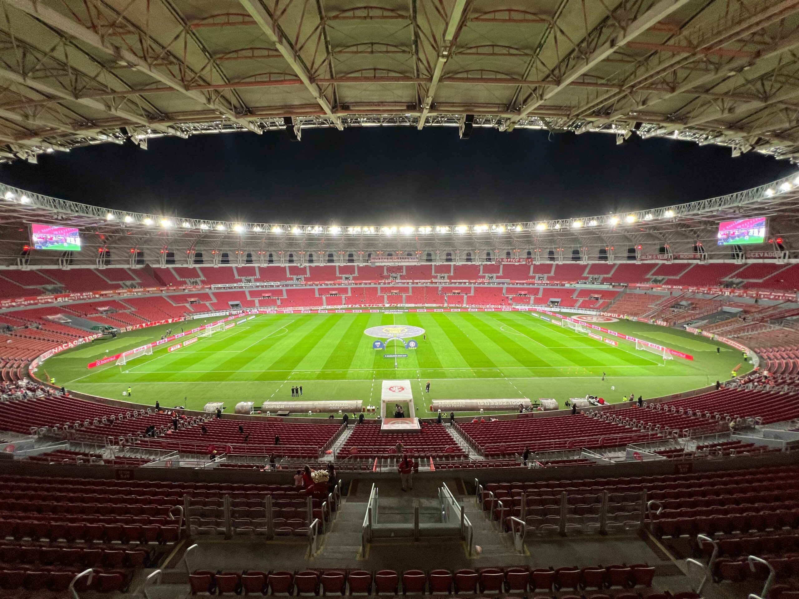 Internacional x Santos: onde assistir ao vivo, horário e escalações